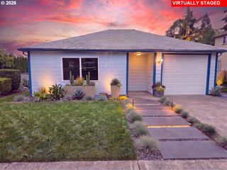 4490 CENTER St Ne, Salem, OR 97301