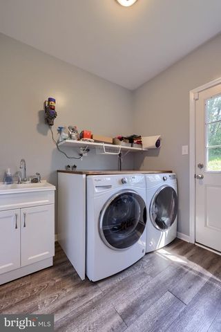 483 WOODCREST DR, Mechanicsburg, PA 17050
