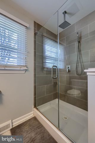 483 WOODCREST DR, Mechanicsburg, PA 17050