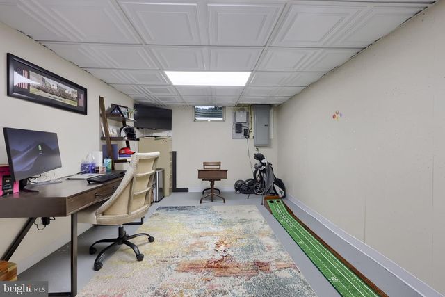 483 WOODCREST DR, Mechanicsburg, PA 17050