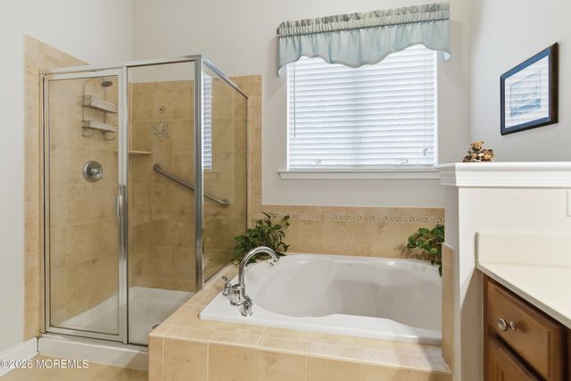 61 Avalon Way, Waretown, NJ 08758