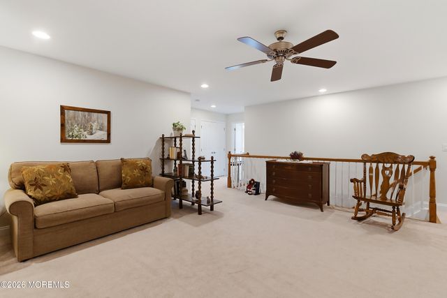 61 Avalon Way, Waretown, NJ 08758