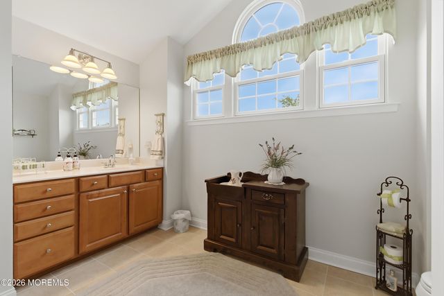 61 Avalon Way, Waretown, NJ 08758