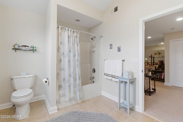 61 Avalon Way, Waretown, NJ 08758