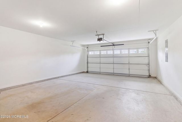 61 Avalon Way, Waretown, NJ 08758