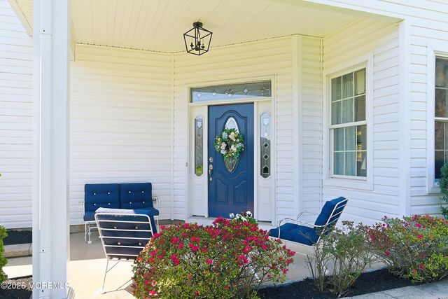 61 Avalon Way, Waretown, NJ 08758