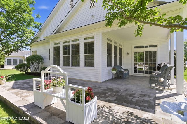 61 Avalon Way, Waretown, NJ 08758