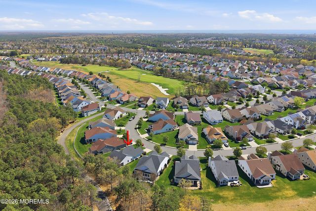 61 Avalon Way, Waretown, NJ 08758