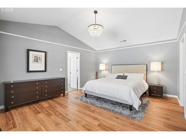 3778 Se OAKLEAF St, Hillsboro, OR 97123