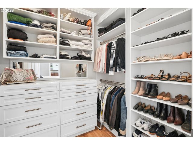 3778 Se OAKLEAF St, Hillsboro, OR 97123