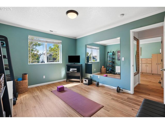 3778 Se OAKLEAF St, Hillsboro, OR 97123