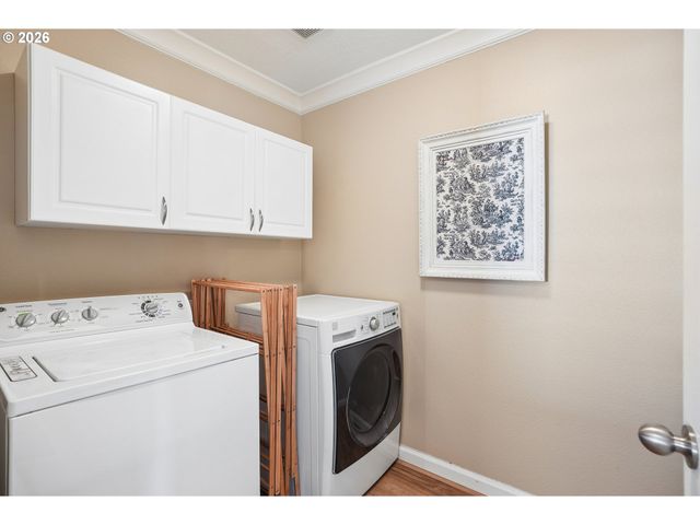 3778 Se OAKLEAF St, Hillsboro, OR 97123