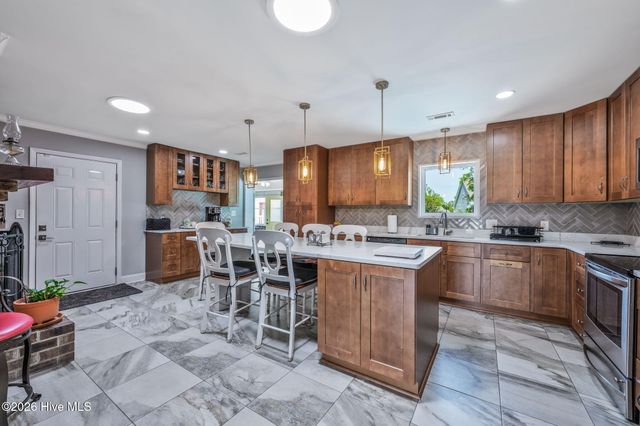 11515 Bay Drive, Little River, SC 29566