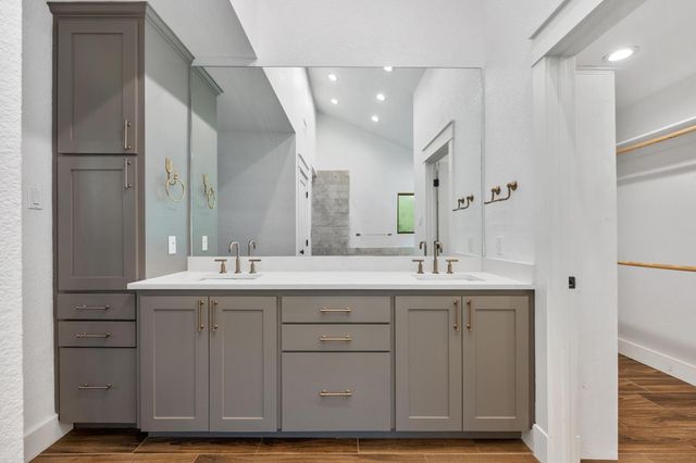 6609 Serena CV, Austin, TX 78730