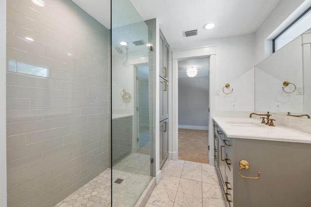 6609 Serena CV, Austin, TX 78730