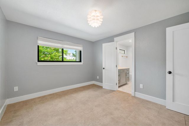 6609 Serena CV, Austin, TX 78730
