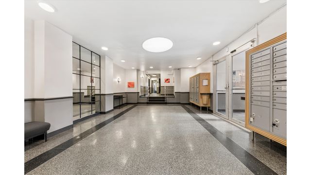 72 PARK Terrace W E67, New York City, NY 10034