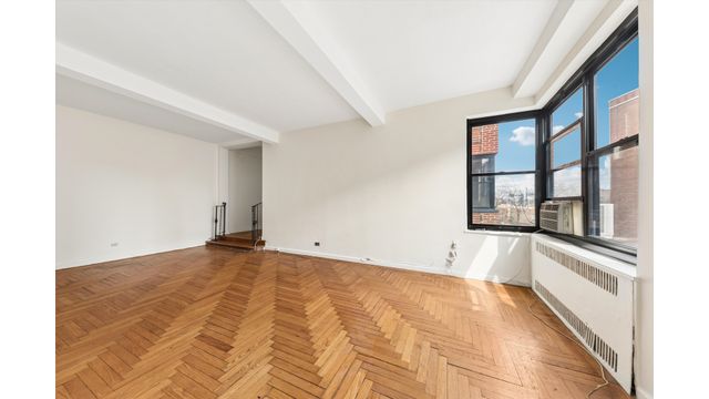 72 PARK Terrace W E67, New York City, NY 10034