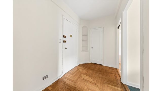 72 PARK Terrace W E67, New York City, NY 10034