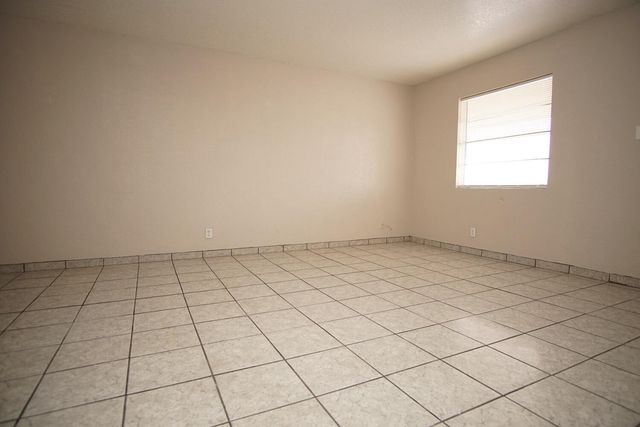 4700 Maxwell Avenue 15, El Paso, TX 79904