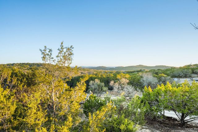 105 Valley View Trail, Comfort, TX 78013