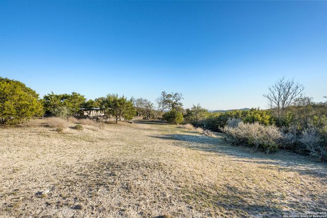 105 Valley View Trail, Comfort, TX 78013