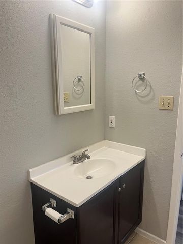 13643 Vickston Lane, Houston, TX 77014