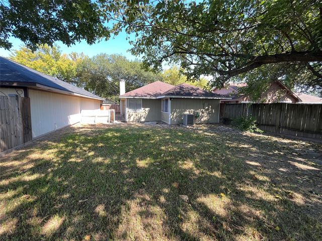 13643 Vickston Lane, Houston, TX 77014