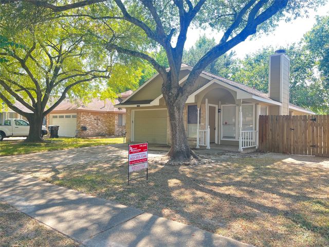 13643 Vickston Lane, Houston, TX 77014