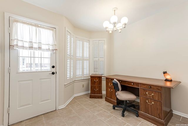 8415 Fredericksburg Rd Apt 307, San Antonio, TX 78229