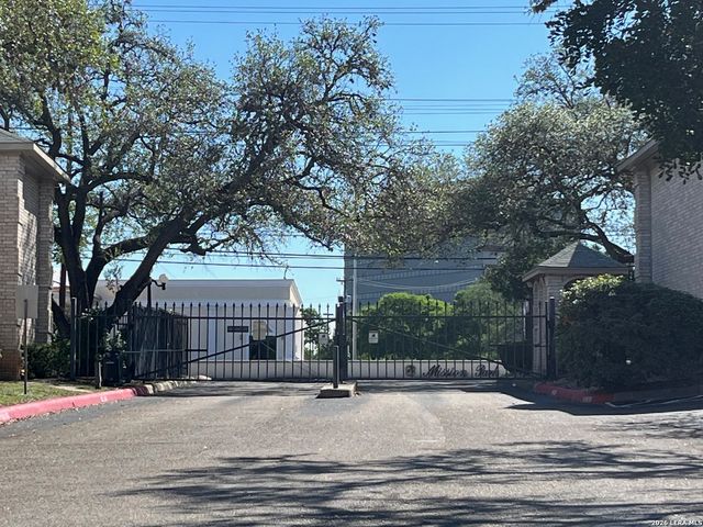 8415 Fredericksburg Rd Apt 307, San Antonio, TX 78229