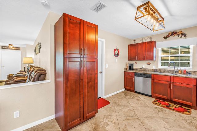 9909 55TH WAY N, Pinellas Park, FL 33782