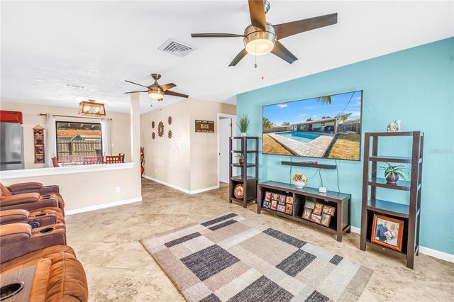 9909 55TH WAY N, Pinellas Park, FL 33782