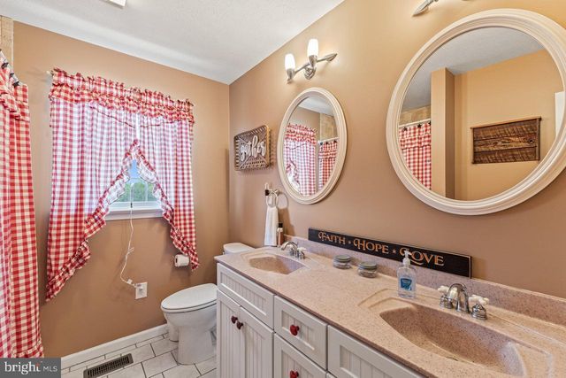 796 BATTLECREEK RD, Stanley, VA 22851