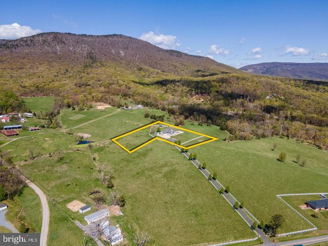 796 BATTLECREEK RD, Stanley, VA 22851