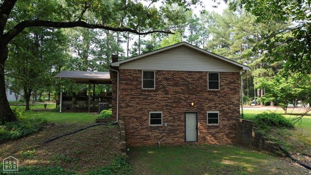 2102 N 22nd Street, Paragould, AR 72450