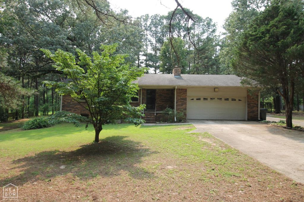 2102 N 22nd Street, Paragould, AR 72450