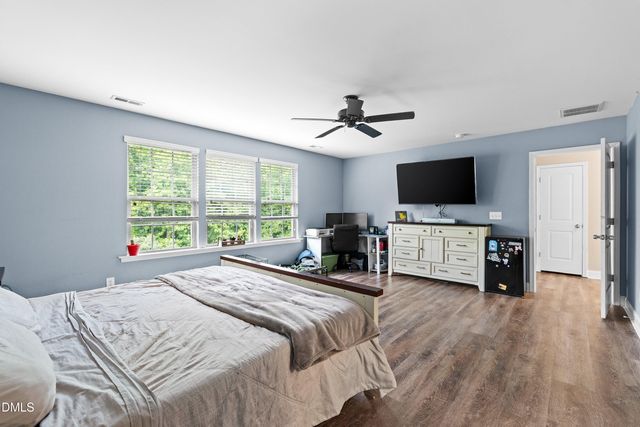 1033 Leatherstone Lane, Fuquay Varina, NC 27526