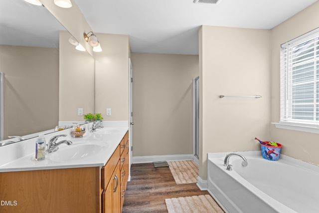 1033 Leatherstone Lane, Fuquay Varina, NC 27526