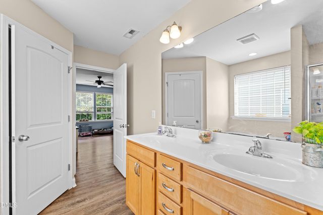 1033 Leatherstone Lane, Fuquay Varina, NC 27526