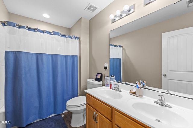 1033 Leatherstone Lane, Fuquay Varina, NC 27526