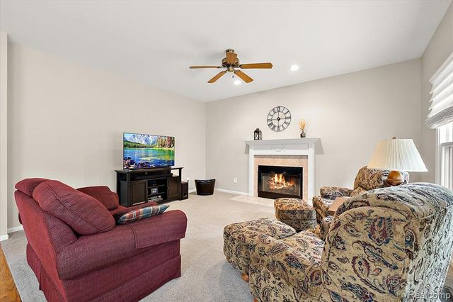 8446 S Shore Drive, Clarkston, MI 48348