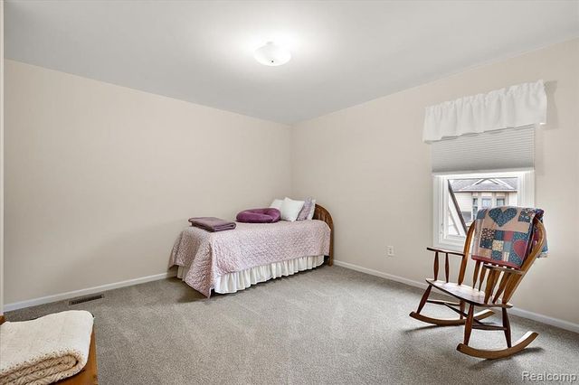 8446 S Shore Drive, Clarkston, MI 48348