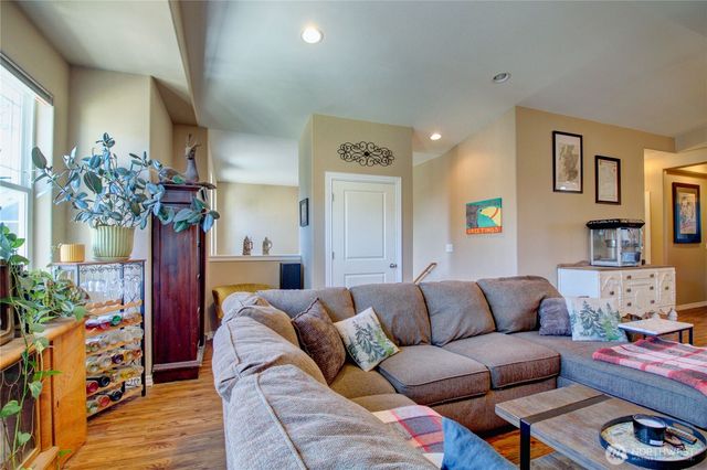 1078 Vail Lane, Burlington, WA 98233