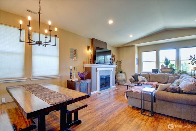 1078 Vail Lane, Burlington, WA 98233