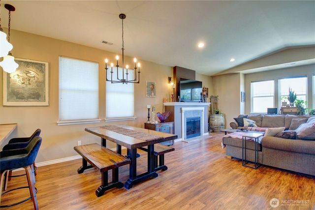 1078 Vail Lane, Burlington, WA 98233