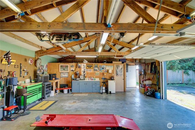 1078 Vail Lane, Burlington, WA 98233