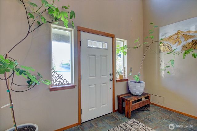 1078 Vail Lane, Burlington, WA 98233