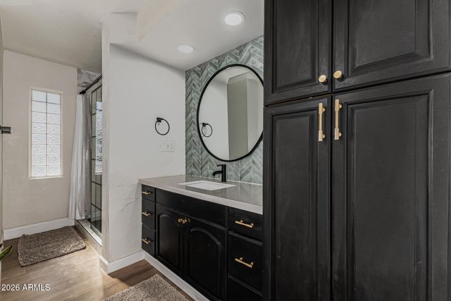 641 N DAWN Circle, Mesa, AZ 85203