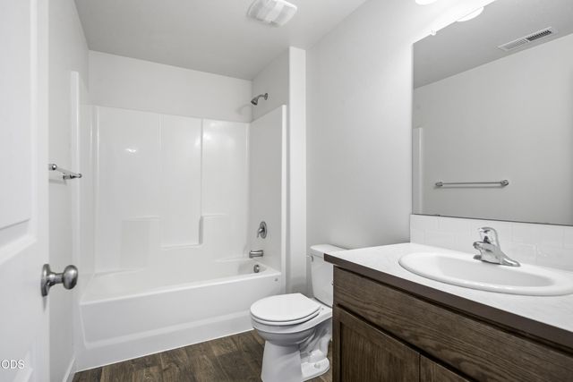 51350 Apache Tears Court, La Pine, OR 97739